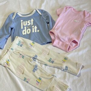 3M Nike Infant Apparel Set - Blue, Pink, Cream